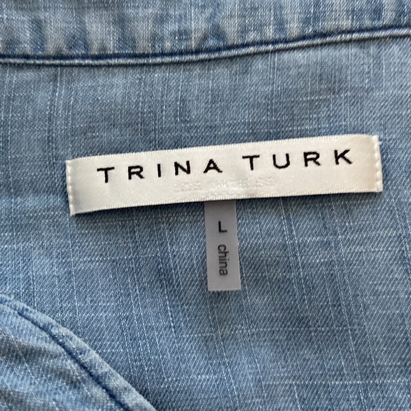 Trina Turk Calle Ocho Chambray tie top size L - Picture 2 of 6